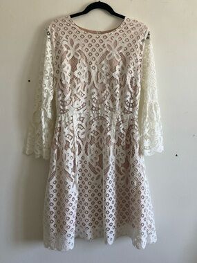 ABS Collection White Lace Bell-Sleeve Women's Mini Dress Size 10 Floral Feminine